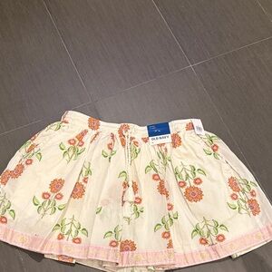 Old Navy Cream Floral shorts